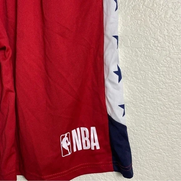 NBA Men’s Basketball Shorts Red/Black Size: M NWT - Picture 2 of 7